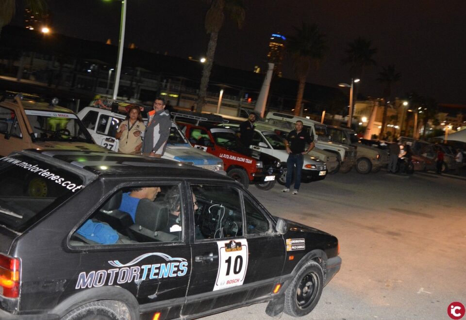 El Rally Vuelta a España en coches clásicos celebra en Alicante la mitad de su recorrido