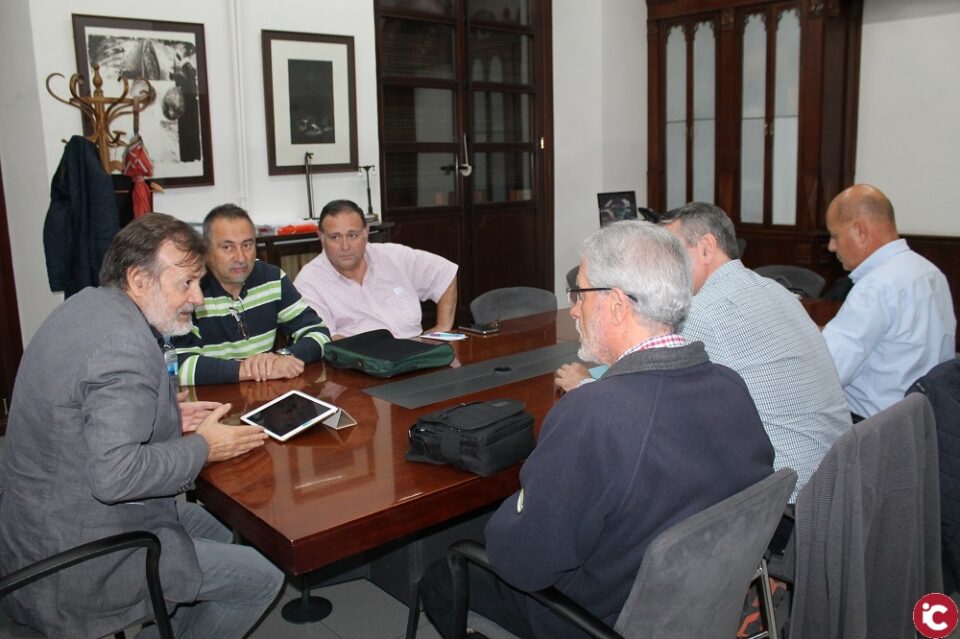 El Govern treballa amb els veïns el nou projecte de «La Via»