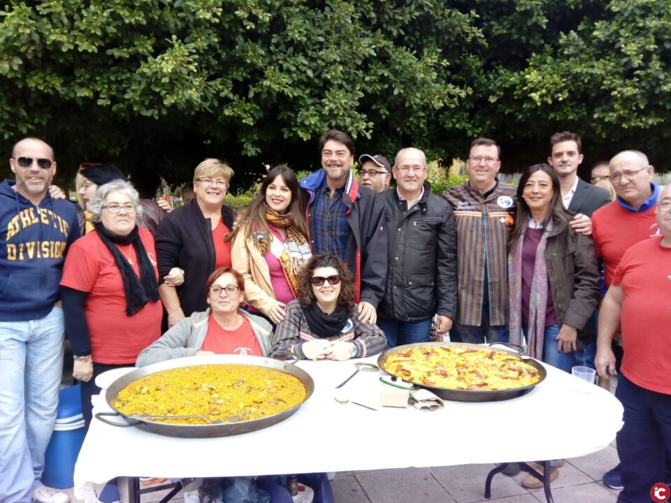 El alcalde de Alicante participa en el pasacalles de la Jornada de Convivencia de la FAFBA
