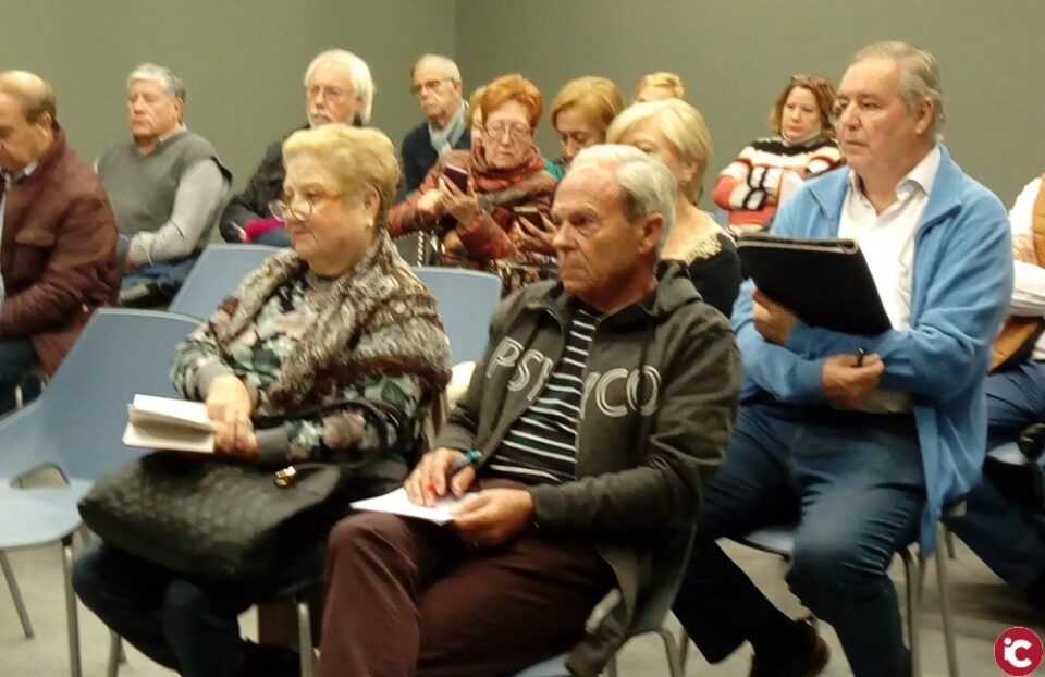 La concejal de Participación Ciudadana propone a las Juntas de Distrito el adelanto de las peticiones para que figuren en los Presupuestos de 2019