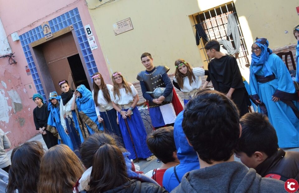 El proyecto educativo La Llave de Elda arranca una nueva edición con la representación de una obra teatral