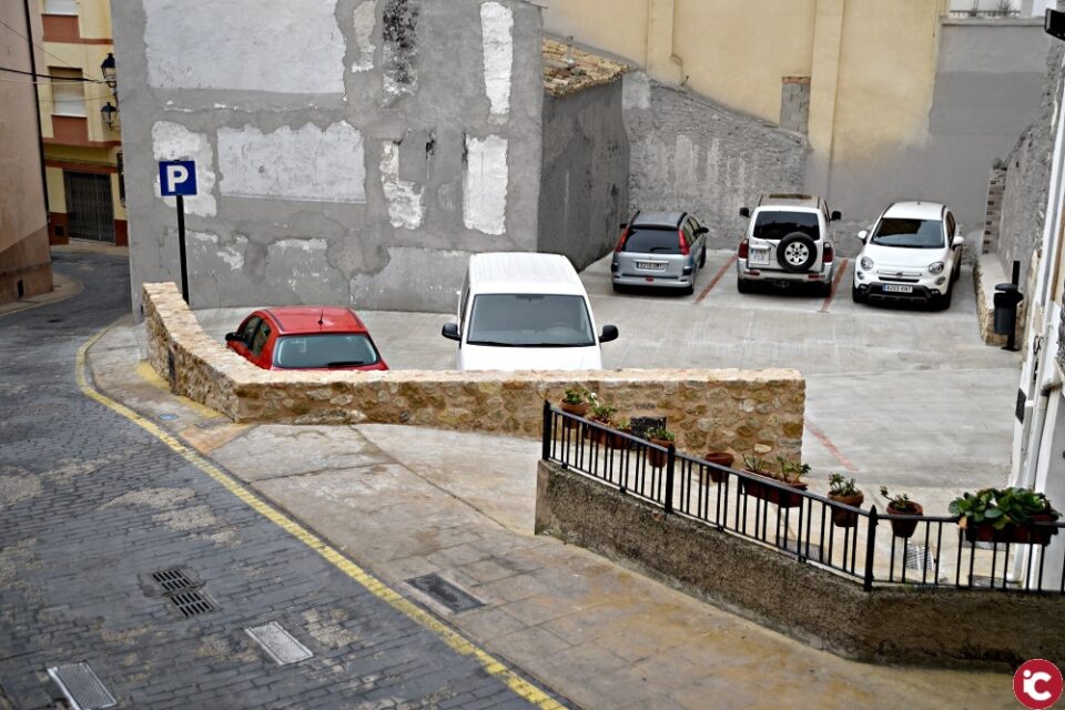 Entra en servei el nou aparcament dÀngel Torró