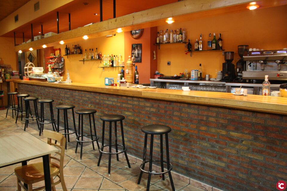 PP VILLENA: Los Verdes siguen sin licitar los servicios municipales de bares