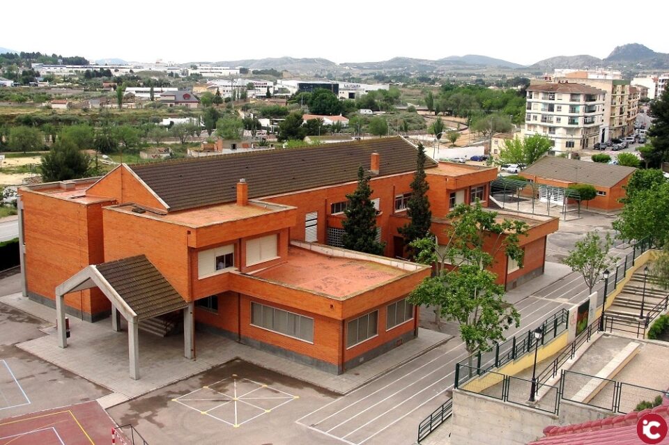 El AMPA del colegio Alberto Sols gana el tercer premio Matías Terol