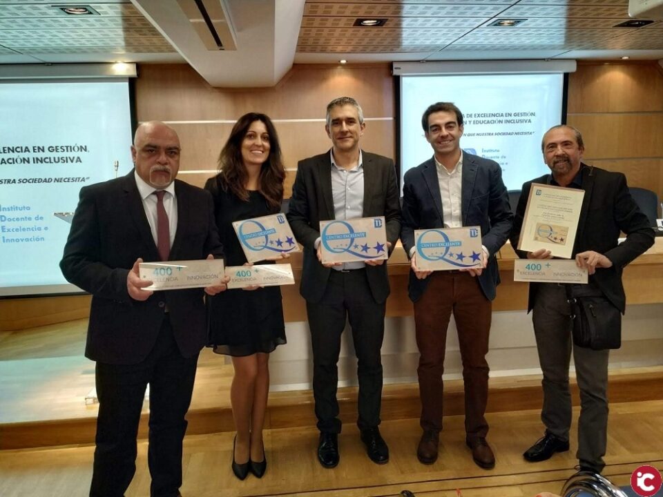El colegio Salesiano M.ª Auxiliadora de Villena renueva el Sello de Calidad +400
