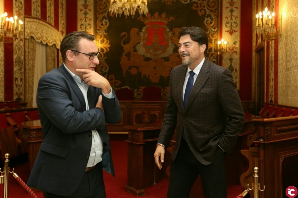 El alcalde de Alicante se entrevista con el vicealcalde de La Haya para intercambiar experiencias sobre la pasada edición de la Volvo Ocean Race