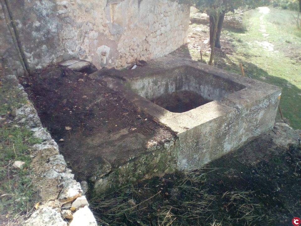 Acondicionamiento y limpieza de la fuente de Foiaderetes