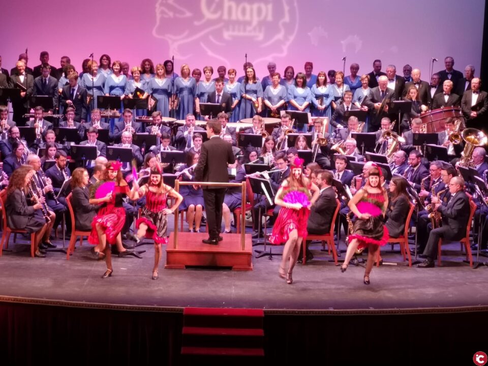 El Concierto tradicional que hace la Sociedad Musical Ruperto Chapí con motivo de la celebración de Santa Cecilia se ha celebrado este pasado Domingo