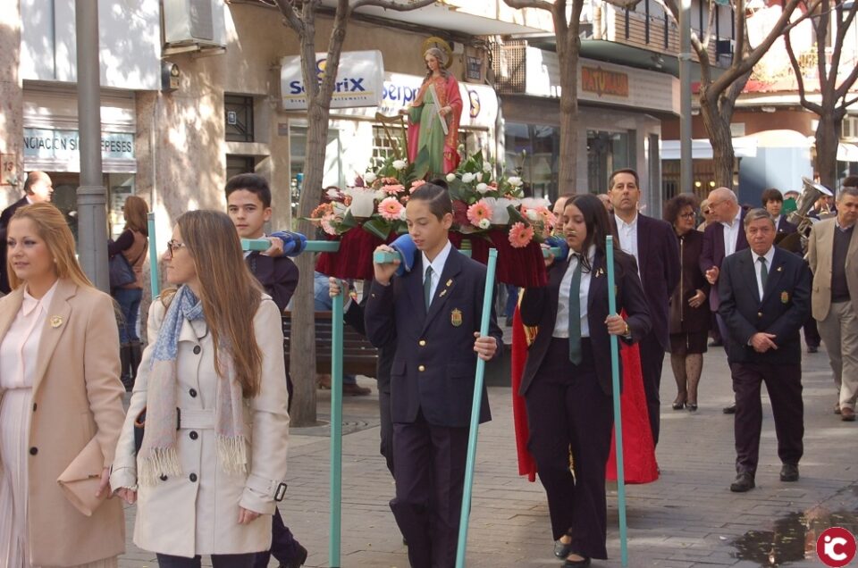 La música pasea por las calles de San Vicente el día de Santa Cecilia