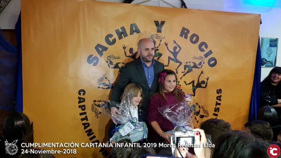 La Comparsa de Moros Relistas realiza su visita de cumplimentación a la Capitanía Infantil 2019