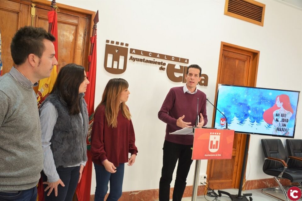 Las calles de Elda se llenarán de un ambiente festivo con la campaña 'No hay Navidad sin abrazo'