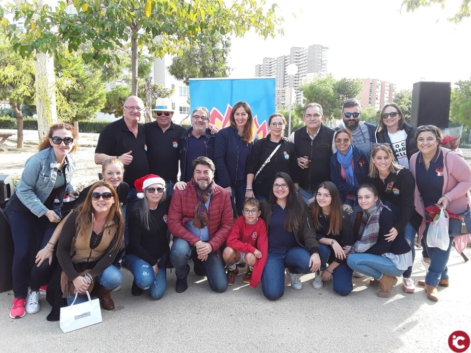 El alcalde Luis Barcala acude a los almuerzos solidarios de José Mª Py y Pica i vola y a la firma del contrato de la portada de la barraca La millor de totes