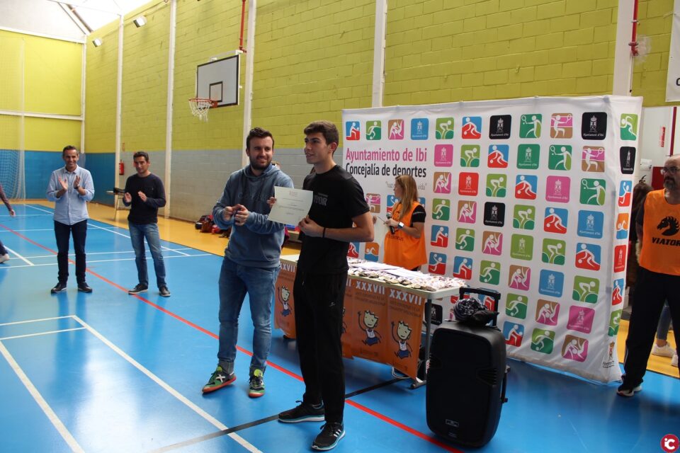 Más de 700 escolares de toda la provincia participan en las Jornadas de Deporte Adaptado de Ibi