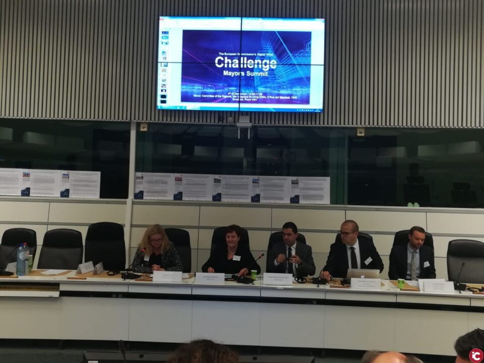 Alcoi participa en la cimera d´alcaldes "Digital Cities Challenge" a Brussel.es