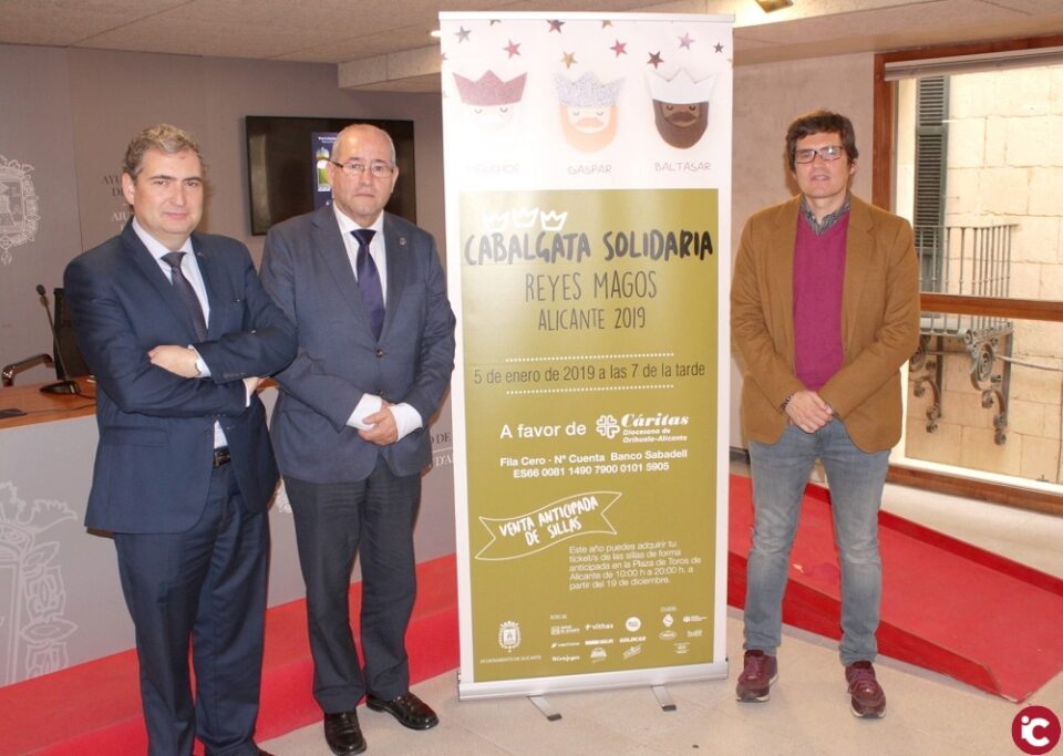 Alicante se prepara para celebrar la mejor Cabalgata Solidaria de Reyes Magos con la participación de más de un millar de personas y veinticuatro carrozas