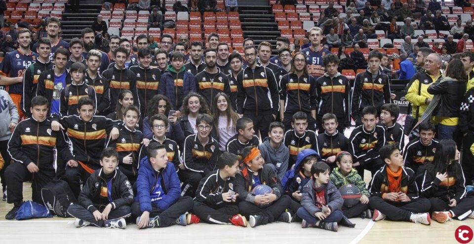 Este domingo se presenta el Club Baloncesto Petrer