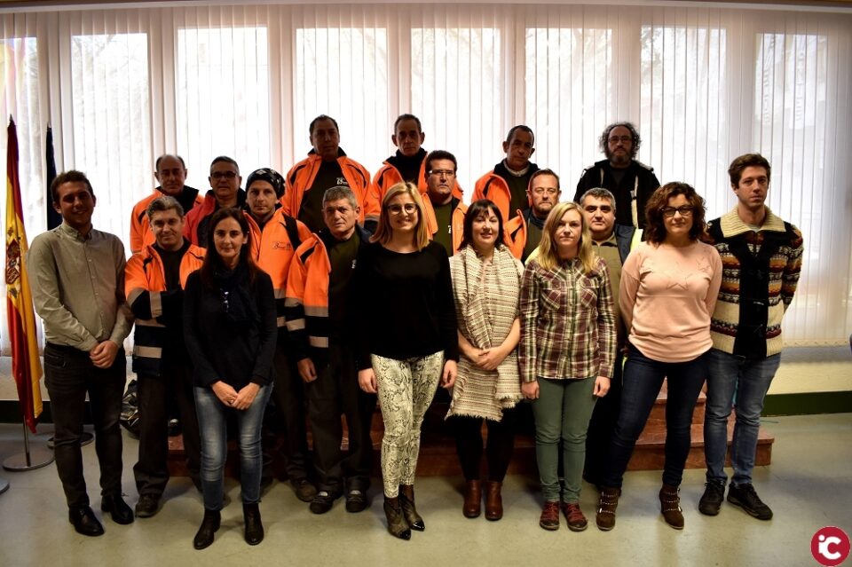 18 nuevos trabajadores se incorporan a la plantilla del Ayuntamiento de Petrer gracias a los programas EMCORP y EMCORD