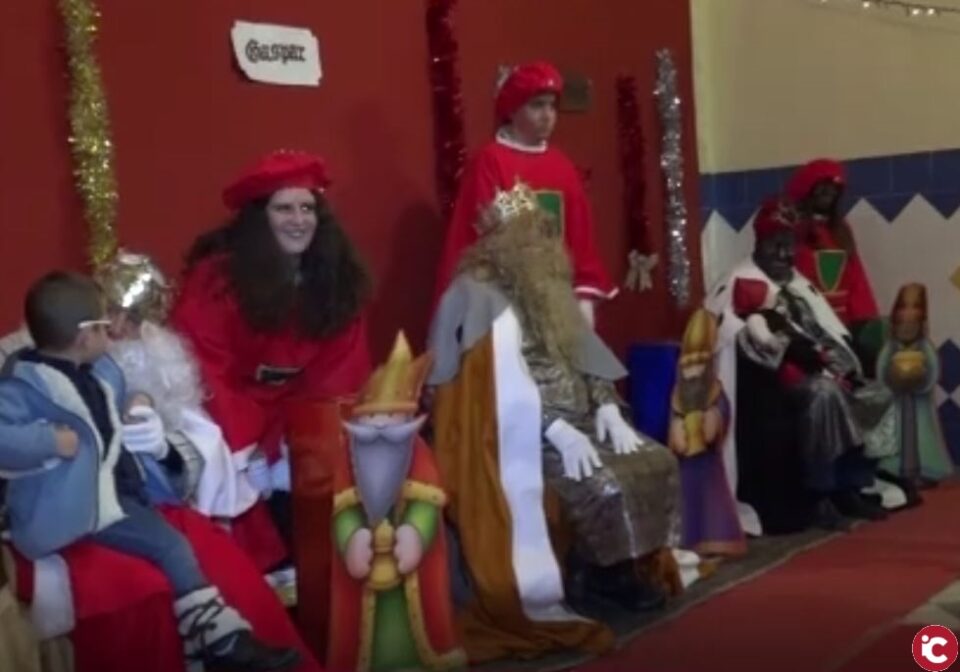 La solidaridad llega al Belén Vviviente de Las Paulas de Villena