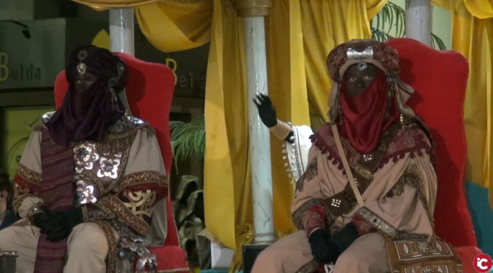 El Patge Real arriba a Banyeres de Mariola