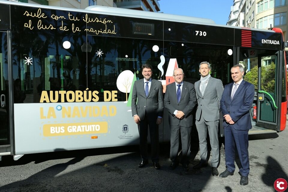 Más de tres mil personas suben al autobús gratuito de la Navidad de Alicante en los seis primeros días