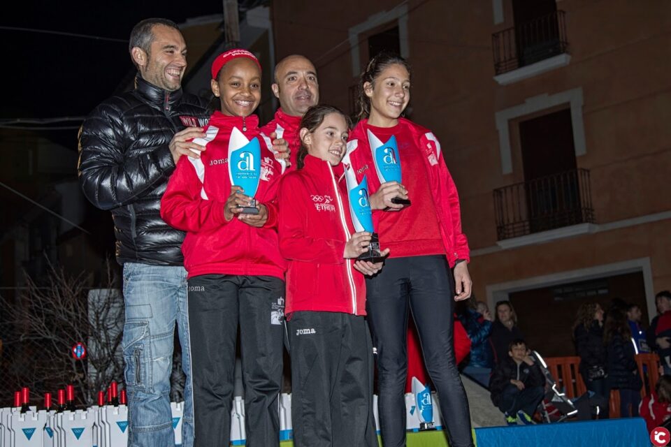 Andrés Micó se alza con la victoria en la San Silvestre villenera