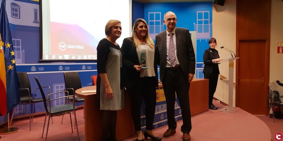 El Ayuntamiento de Aspe ha recibido el Premio Nacional de Buenas Prácticas en la prevención del absentismo escolar que otorga la Federación de Municipios y Provincias de España