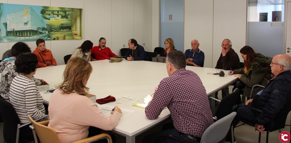 Sorteo de adjudicación de 21 parcelas de los huertos urbanos entre 62 solicitantes