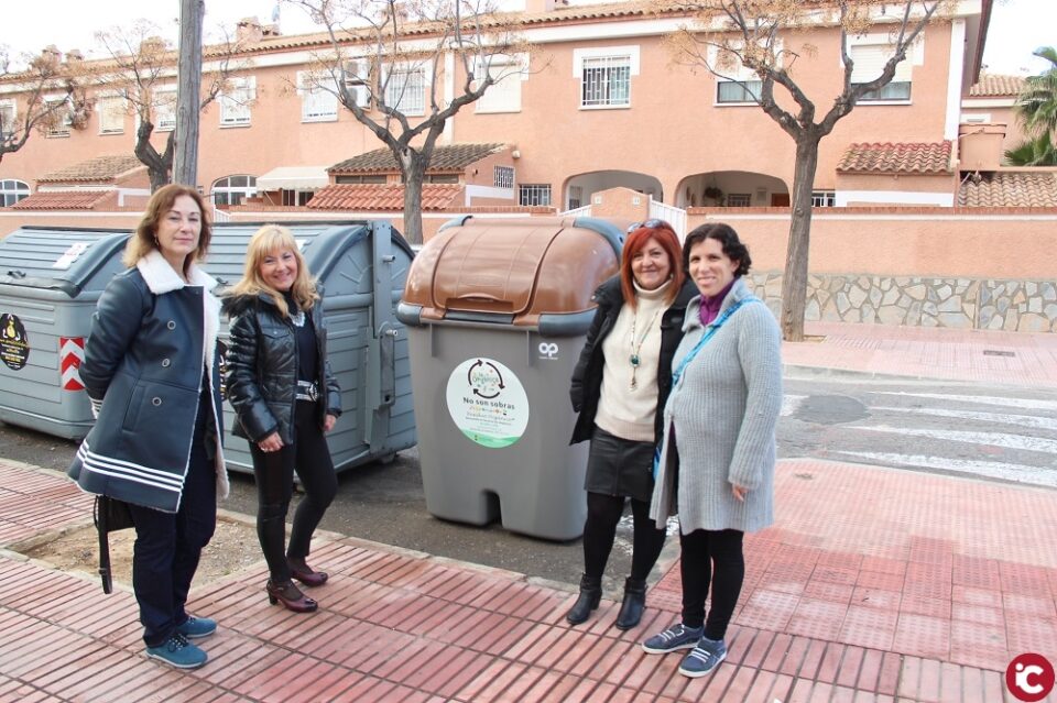 Los centros educativos ya disponen de contenedor marrón