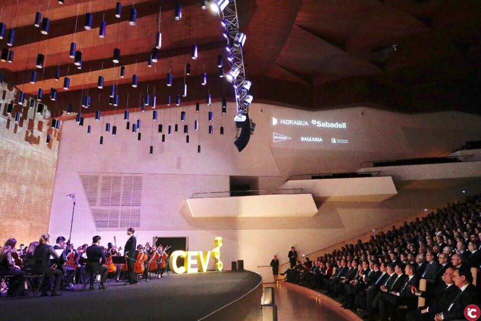 Acto central conmemorativo del 40 Aniversario de la Confederación Empresarial de la Comunidad Valenciana (CEV)