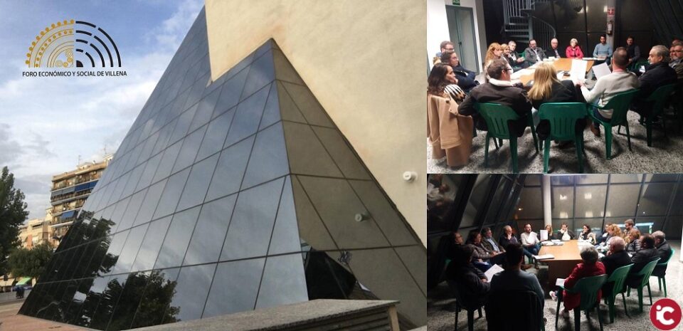 El foro económico y social celebra este miércoles noche en la Pirámide de la Plaza una asamblea abierta a la ciudadanía