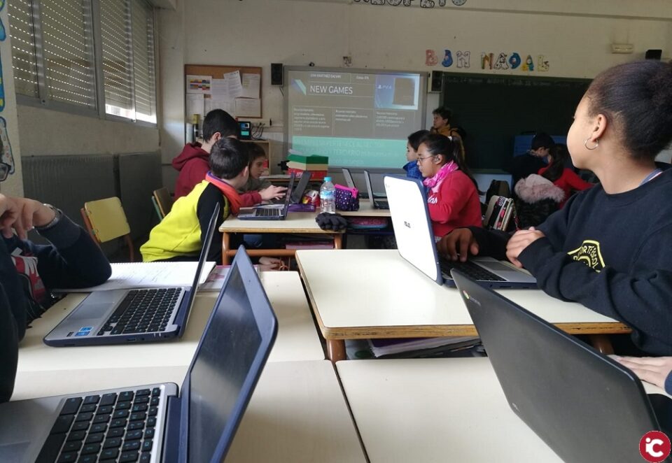 Presentación de empresas creadas con Chromebooks en el CEP Pintor Sorolla de Elda