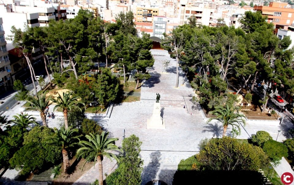 ESQUERRA UNIDA ELDA: EU Elda presenta una moción de dinamización de plazas y parques