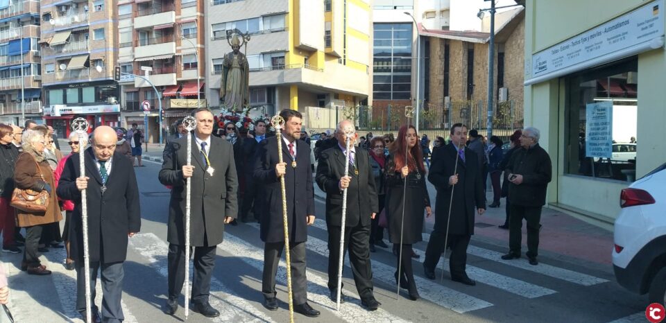 El alcalde participa en la procesión en honor al patrón de San Blas
