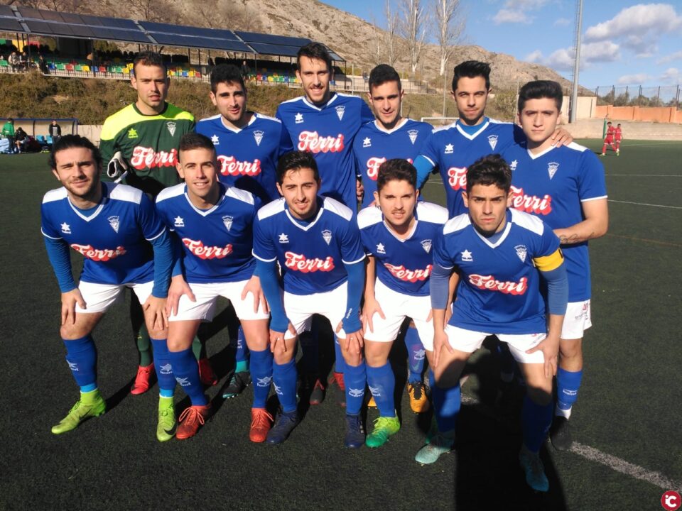 El Villena pierde en el último minuto