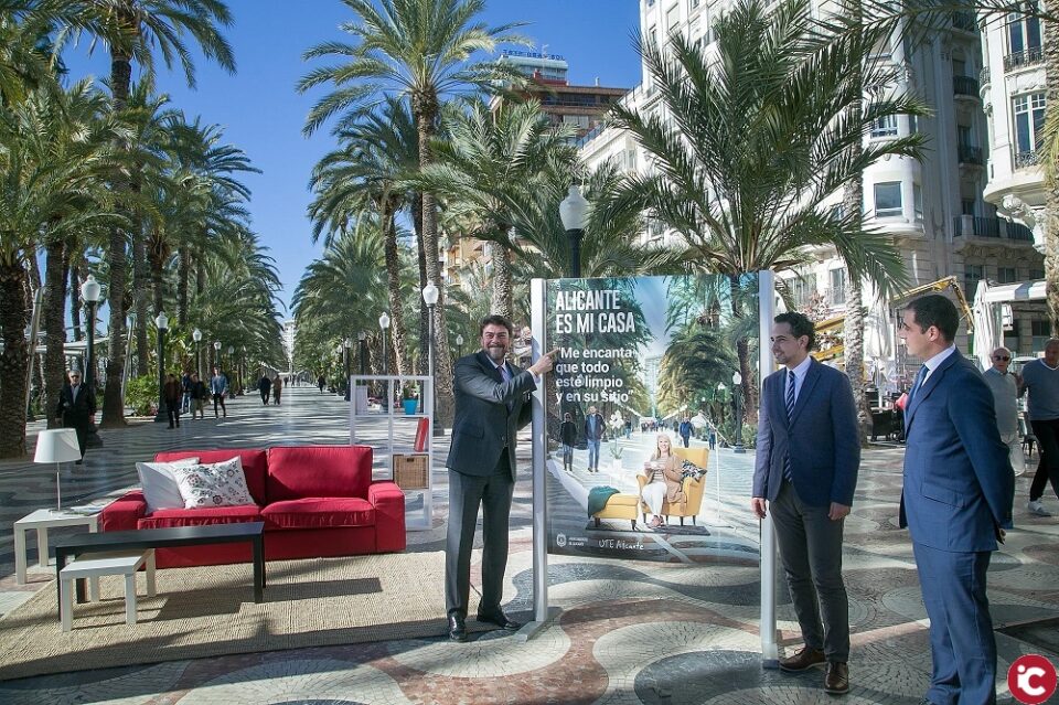 Barcala presenta un plan de acción de limpieza que incide en los barrios y las zonas más transitadas de la ciudad