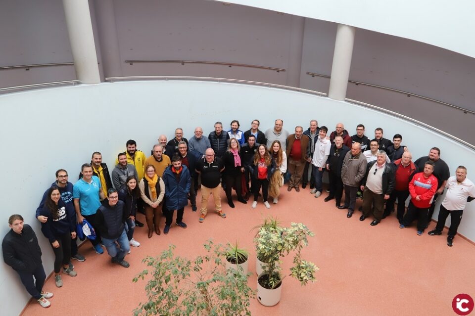 Juan Antón vuelve a Elda para impartir cátedra