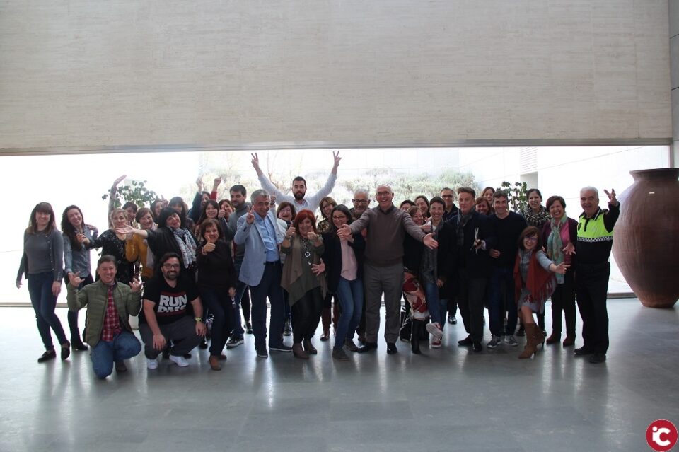 Mónica Oltra felicita a los Servicios Sociales del Ayuntamiento: Sois la cuarta pata que da estabilidad al Estado del Bienestar