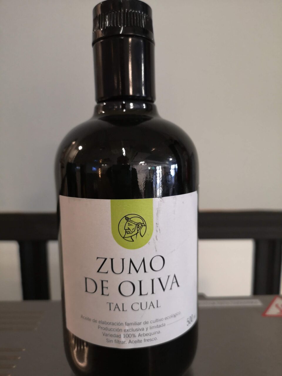 Exquisito zumo de oliva y plantación de peculiares espárragos en la Finca Atalaya