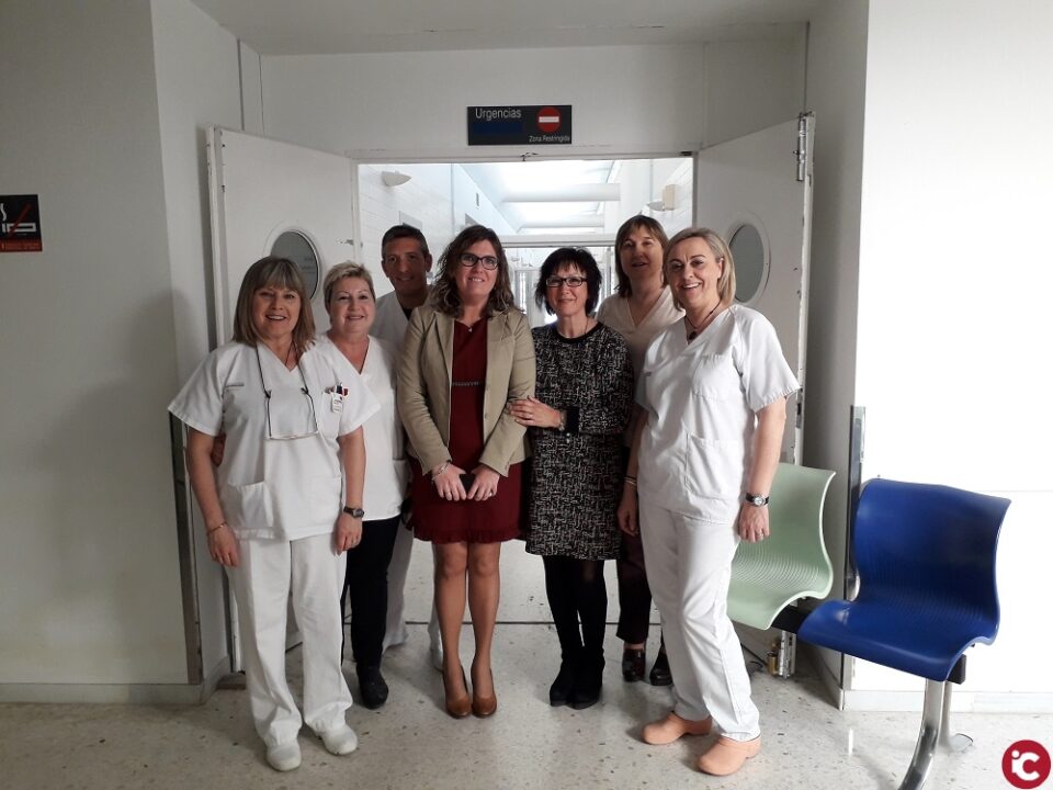 La directora de la alta inspección sanitaria visita el departamento de Salud de Elda