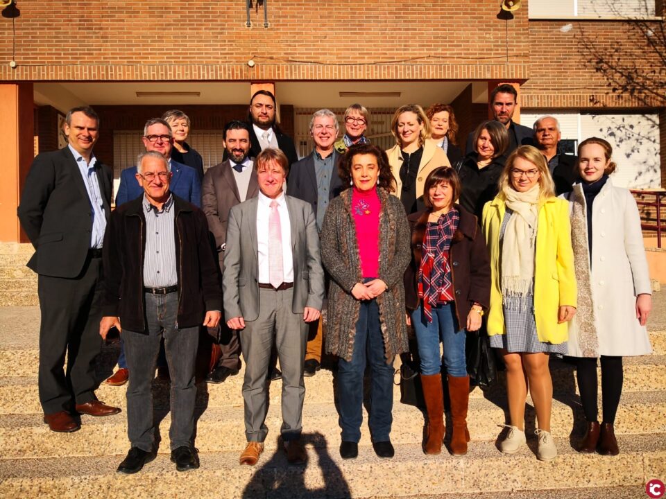 Quince inspectores de siete países de la Unión Europea se reúnen en el IES Monastil de Elda para hablar de inclusión educativa