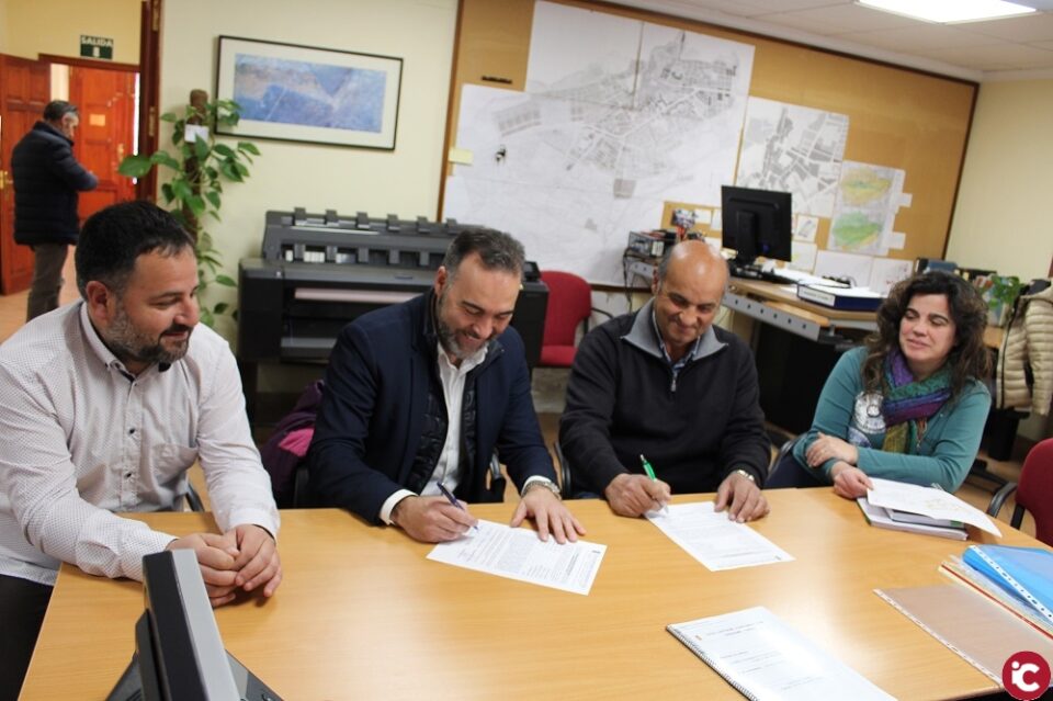 Obras de acondicionamiento de la mediana de la Avda de la Provincia