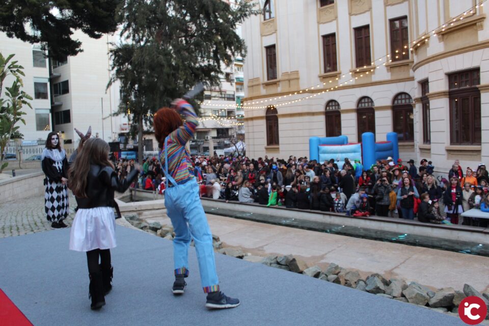 Fiesta de Carnaval en la Diputación de Alicante