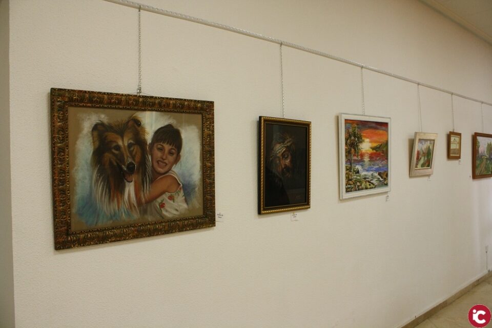 El Mercado de Abastos acoge la exposición Mujeres Creadoras de Novelda