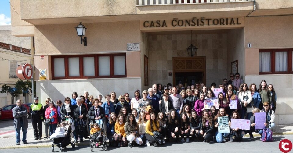 Pinoso sale a la calle para reivindicar la igualdad en el Día de la Mujer