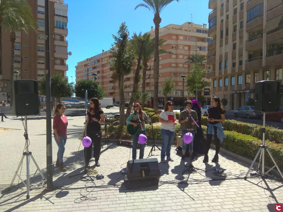 Cinco compositoras alicantinas participan en el último concierto del ciclo Música a la Plaça
