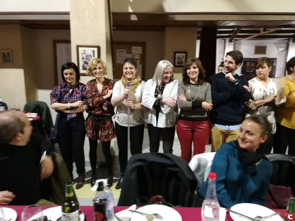 L'Agrupació Musical "L'orquesteta" organitzava un assaig de filà solidari per a recaptar diners per a la substitució del mobiliari del menjador dels malats del Sanatori Fontilles