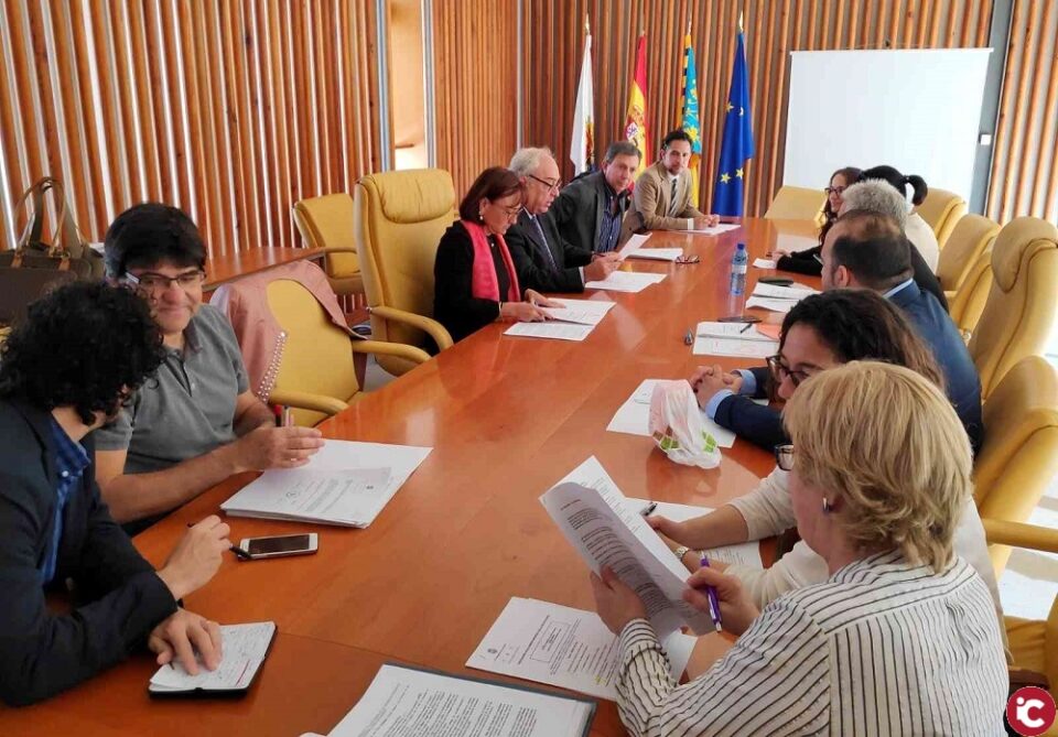 Barcala: Hemos aclarado que la orden ministerial que actualiza la protección de la reserva marina de Tabarca no impide el fondeo en aguas interiores