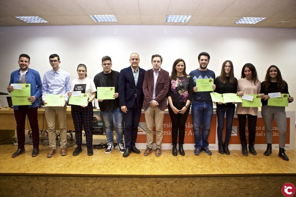 Els estudiants Yasmina Algarra