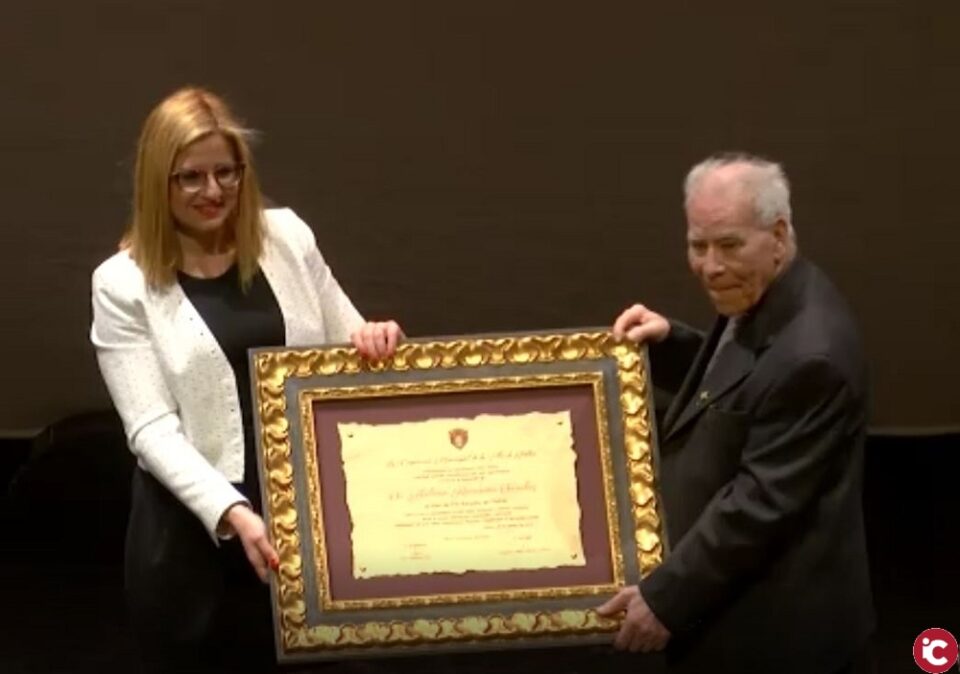 Petrer nombra hijo adoptivo a Antonio Rocamora