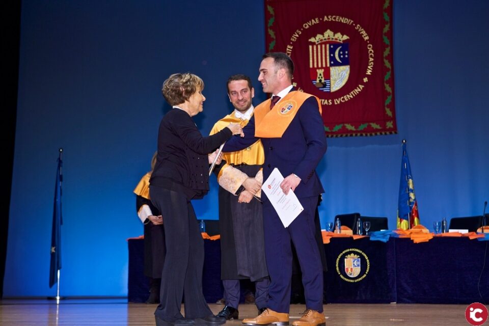 La Cátedra Germán Bernácer convoca los Premios a la Excelencia Académica